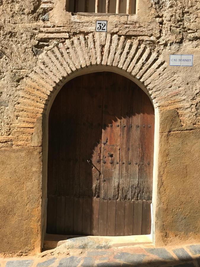 Cal Joanet, Acollidora Caseta A Гратайопс Екстериор снимка